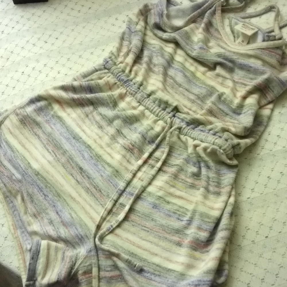 Ladies shortsuit